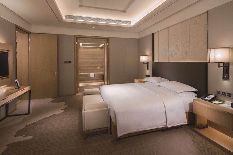 Bedroom 4, Hilton Chengdu Longquanyi, Chengdu
