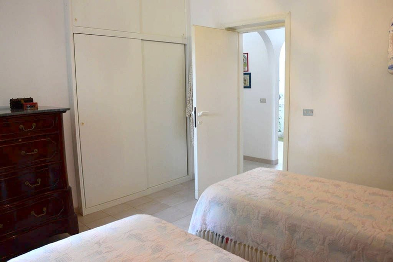 Room 2, Trullo del Giudice, Brindisi