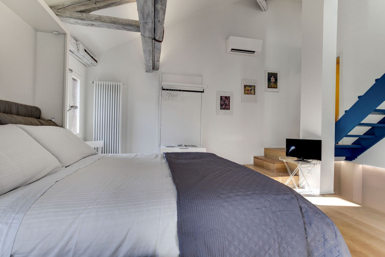 Others 5, Venice Skyline View Sudio Apartment, Venezia