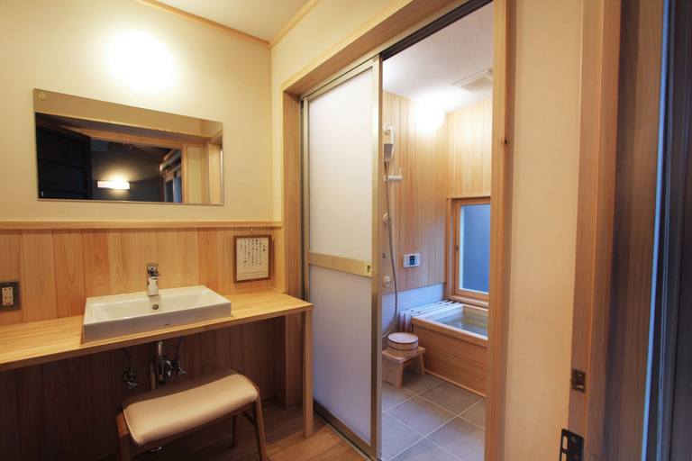 Bathroom 2, Sasaya-an Machiya Inn, Kyoto
