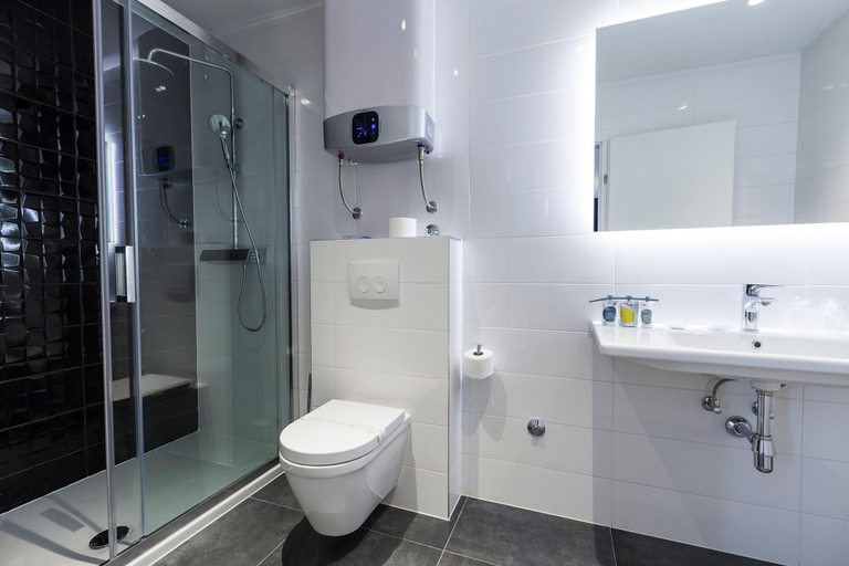 Bathroom 3, B Gold Luxury Rooms, Split