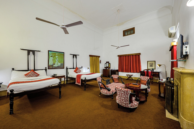 Bedroom 4, Neemrana's Baradari Palace, Patiala
