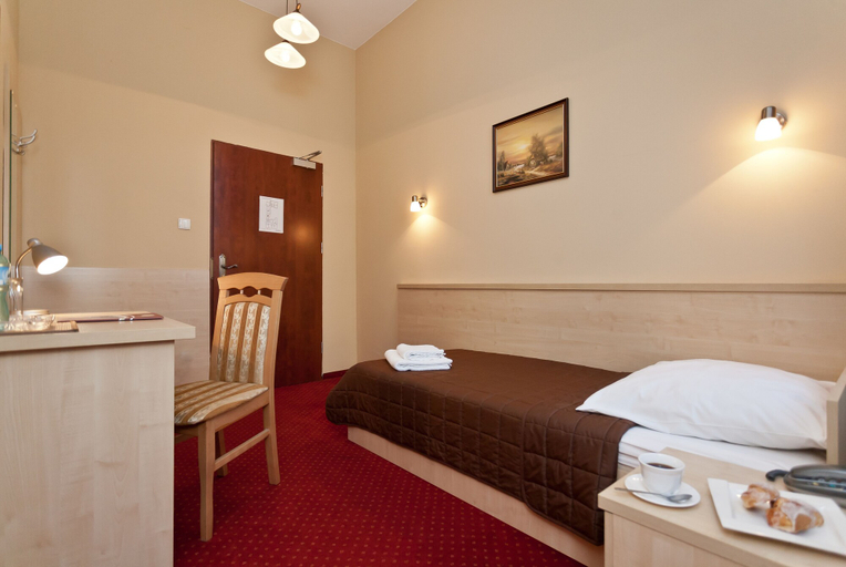 Bedroom 5, Hotel Maksymilian, Kraków City