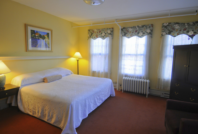 Bedroom 3, Hotel Coolidge, Windsor