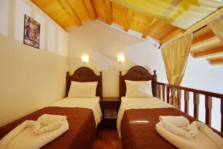 Bedroom 5, Marilena Apartments, Thessaly