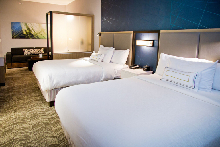 Bedroom 4, SpringHill Suites by Marriott West Sacramento, Yolo