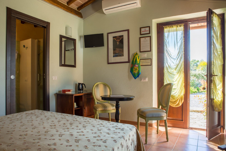 Bedroom 3, Agriturismo Borghetto Il Montino, Siena