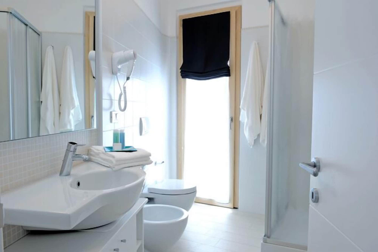 Bathroom 4, Residence Mareamare, Ascoli Piceno