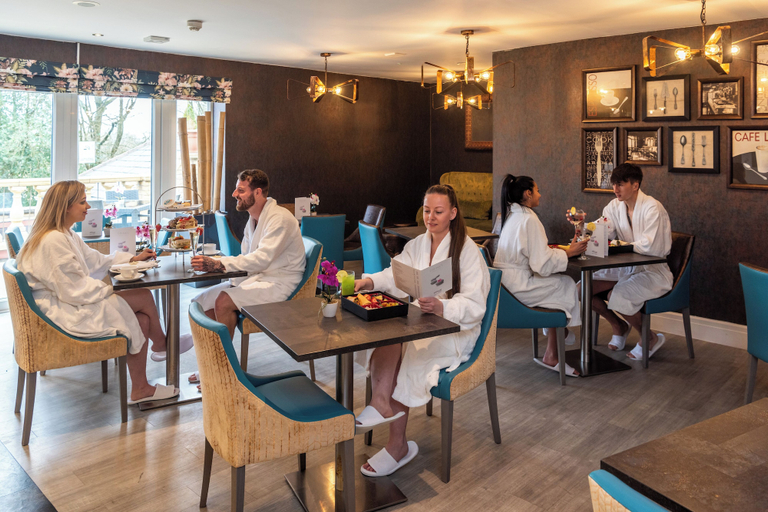 Food & Drinks 5, Mercure Manchester Norton Grange Hotel & Spa, Rochdale