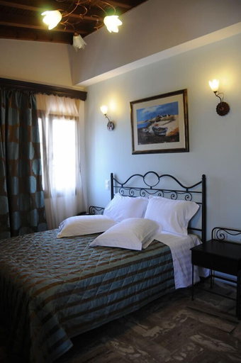 Bedroom 5, Skiathos Island Suites, Thessaly