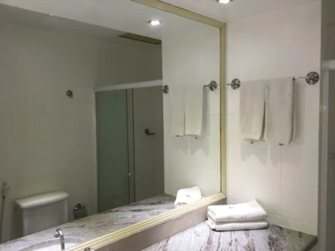 Bathroom 4, Rede Andrade Aracaju, Aracaju