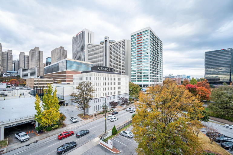 Others 5, ATL Downtown 2BR with Free Parking Gym, Atlanta