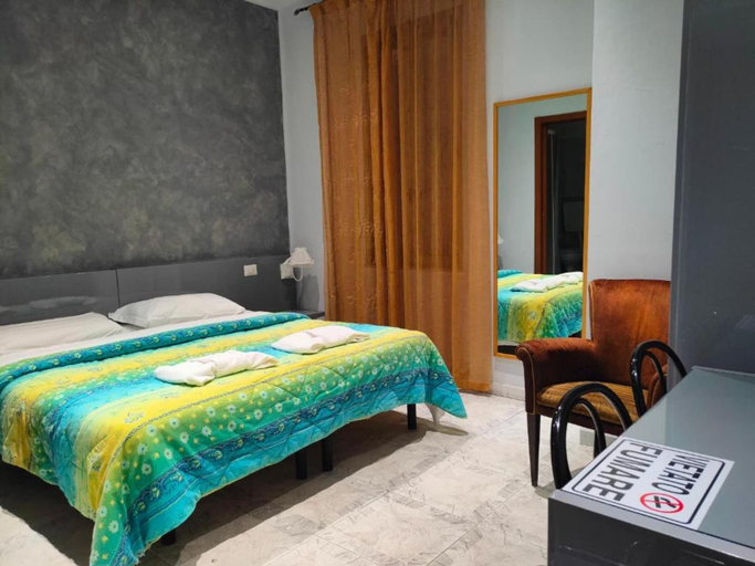 Bedroom 4, Hotel Convertini, Milano