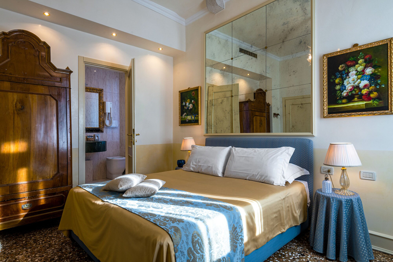 Bedroom 3, Palazzo Odoni, Venezia