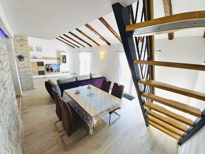 Others 1, Modern attic apartment, Lopar/Supetarska Draga