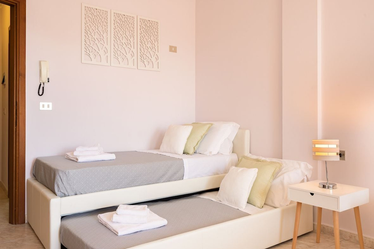 Bedroom 3, Residenze Su Planu, Cagliari