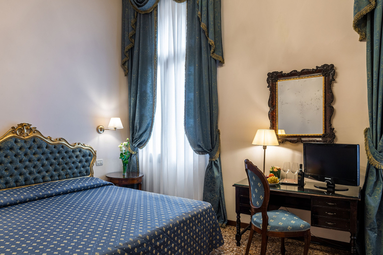 Bedroom 2, Locanda Sant'Agostin, Venezia