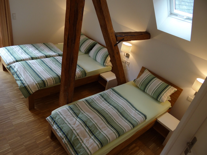 Bedroom 3, Landgasthaus zum Seysingshof, Hildburghausen