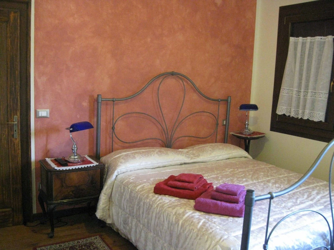 Bedroom 2, Barone Rosso, Treviso
