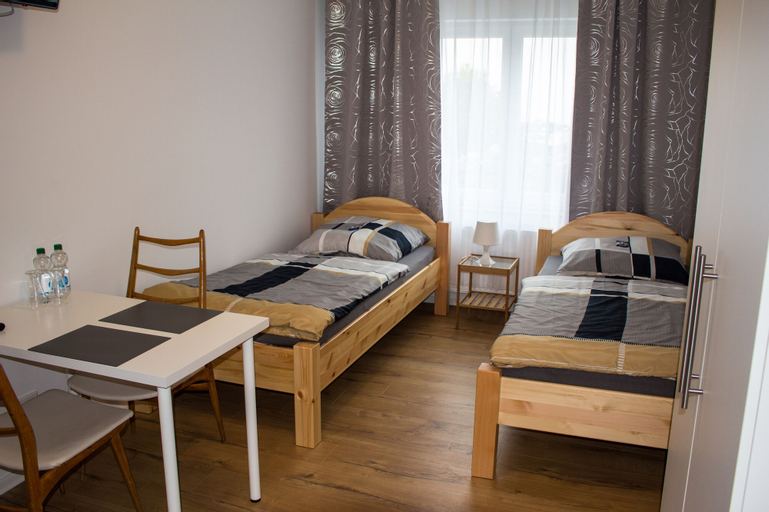 Bedroom 3, Pension König, Kassel