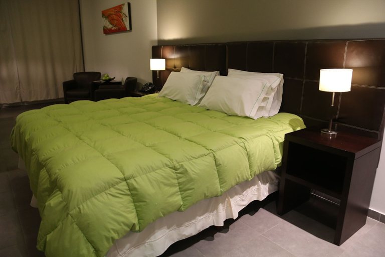 Bedroom 3, Hotel Neu 354, Confluencia