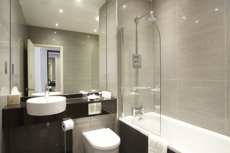 Bathroom 5, The Manor House At Celtic Manor, Newport