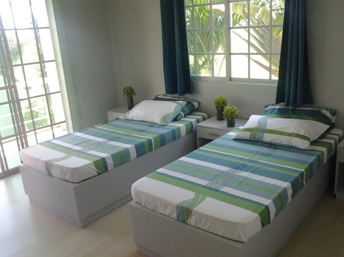 Bedroom 2, Sir Nico Guesthouse and Resort, Plaridel