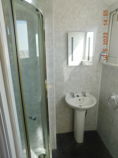 Bathroom 3, The Gynway, Blackpool