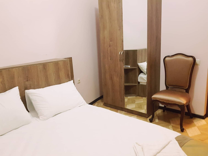 Bedroom 3, Hotel Classic, Tbilisi