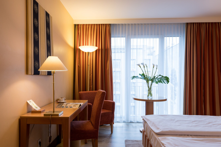 Bedroom 3, relexa hotel Stuttgarter Hof Berlin, Berlin
