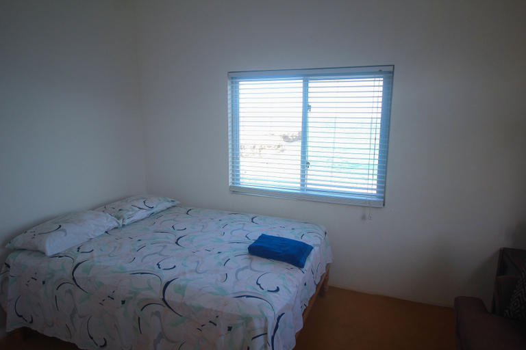 Bedroom 2, Cottage On The Ocean