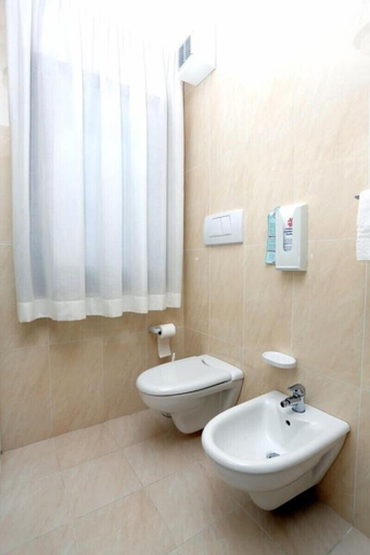 Bathroom 3, Al Sole Albergo Ristorante, Udine