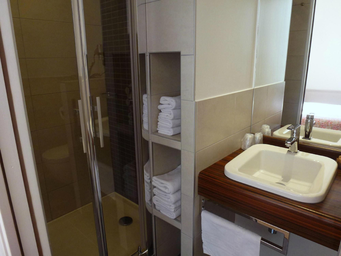 Bathroom 4, Hôtel de Biencourt, Indre-et-Loire