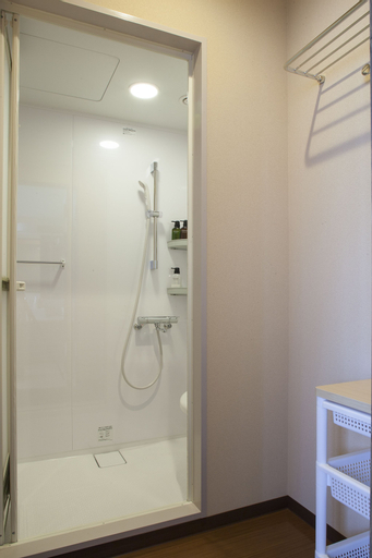 Bedroom 4, Kanazawa Capsule Hotel Musashimachi, Kanazawa