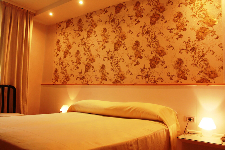Bedroom 3, Hotel Posta 77, Padua