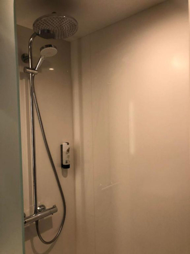 Bathroom 4, Lagrange Apart'HOTEL Les Jardins d'Olympie, Alpes-Maritimes