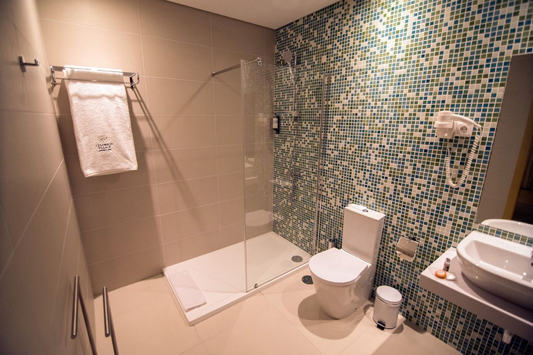 Bathroom 5, Lam Hotel Celorico de Basto, Celorico de Basto