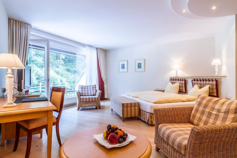 Bedroom 3, Waldhotel Bad Sulzburg, Breisgau-Hochschwarzwald