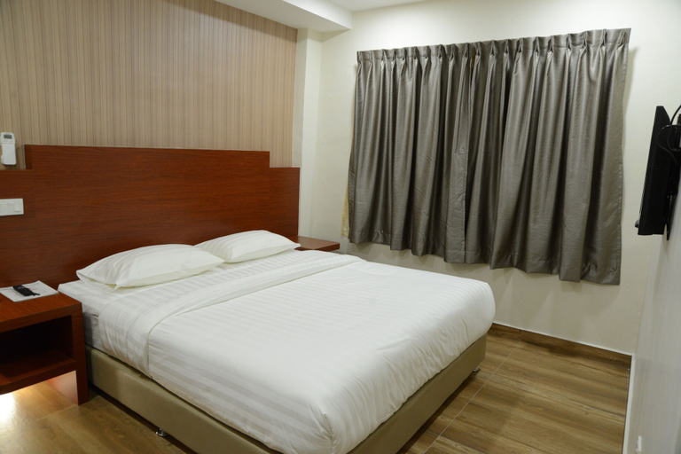 Bedroom 4, Elegant Hotel, Batu Pahat