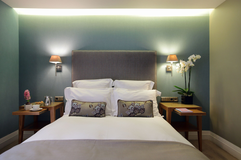Bedroom 2, The Y Hotel, Attica