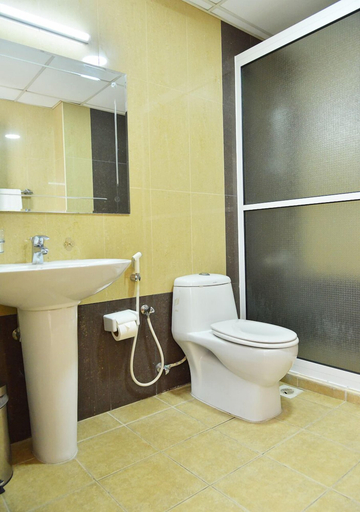 Bathroom 3, Pearl Bahrain Suites, Manama