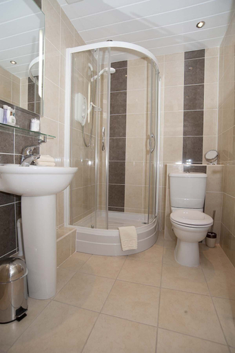 Bathroom 3, Albany House, Cumbria