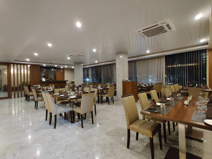 Food & Drinks 5, Hotel Tree Fern, Dibrugarh