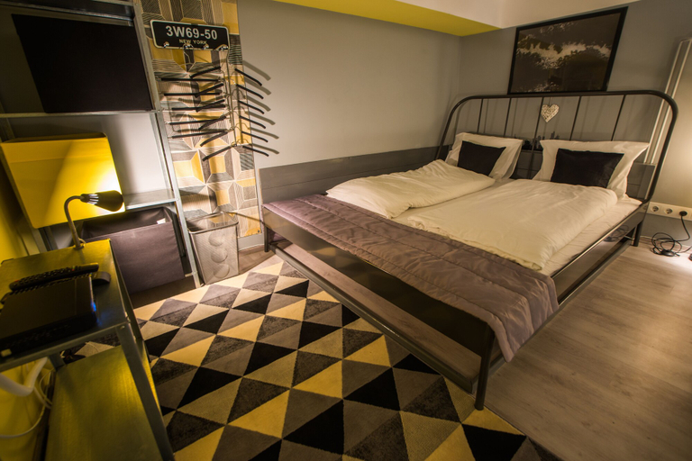 Bedroom 2, Kertesz 27 Apartment I., Budapesti