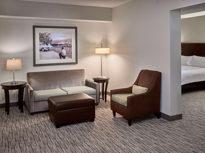 Bedroom 3, Hilton Garden Inn Gatlinburg, Sevier