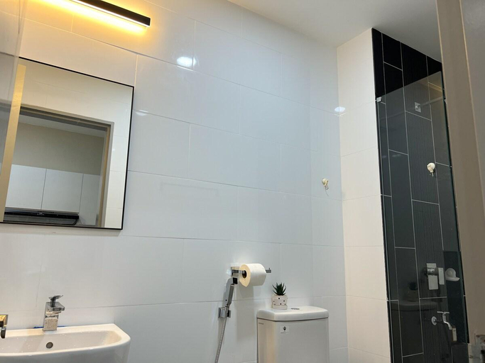 Bathroom 4, Ten Kinrara Puchong Bandar Kinrara, Puchong