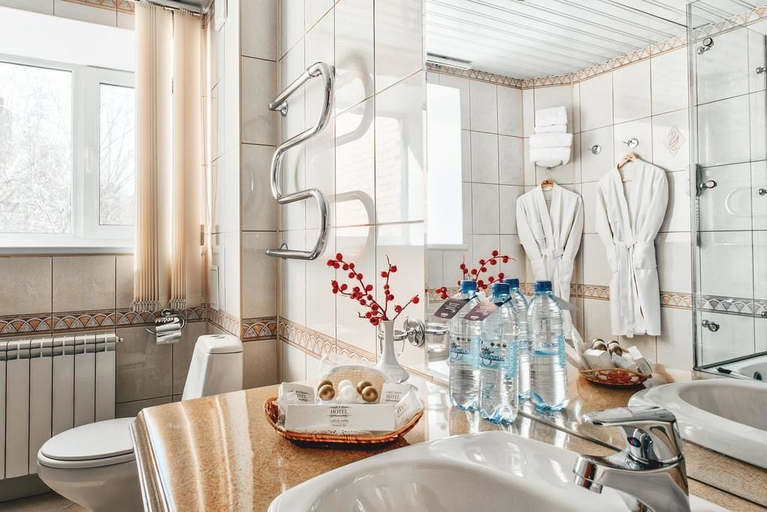 Bathroom 4, UralHotel, Ekaterinburg gorsovet