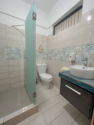 Bathroom 4, Hotel Mar Rey, Santa Cruz