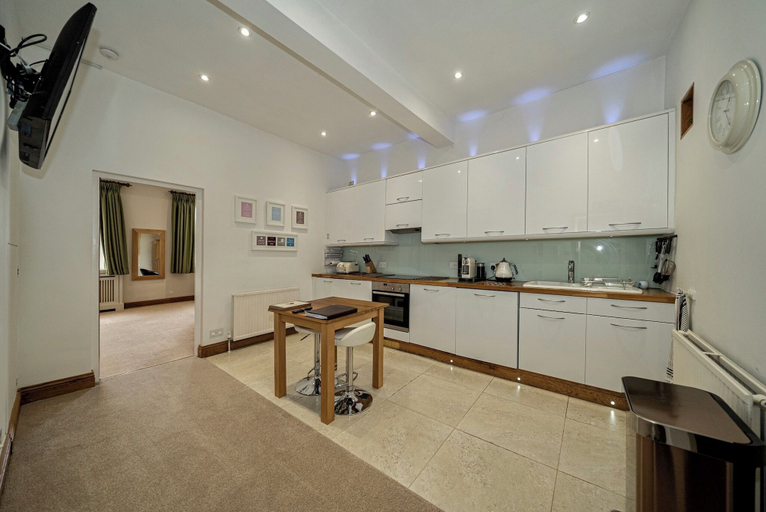 Others 5, Serviced Apartments Macclesfield, Cheshire East