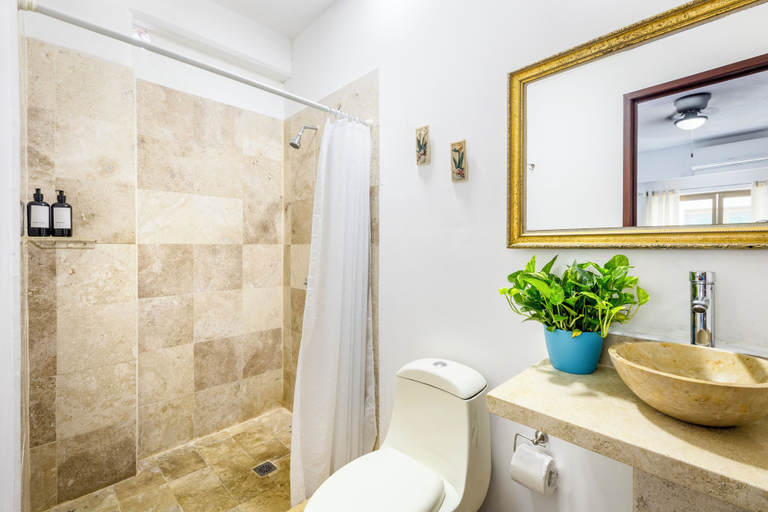 Bathroom 5, HOTEL PUEBLITO VALLARTA, Puerto Vallarta